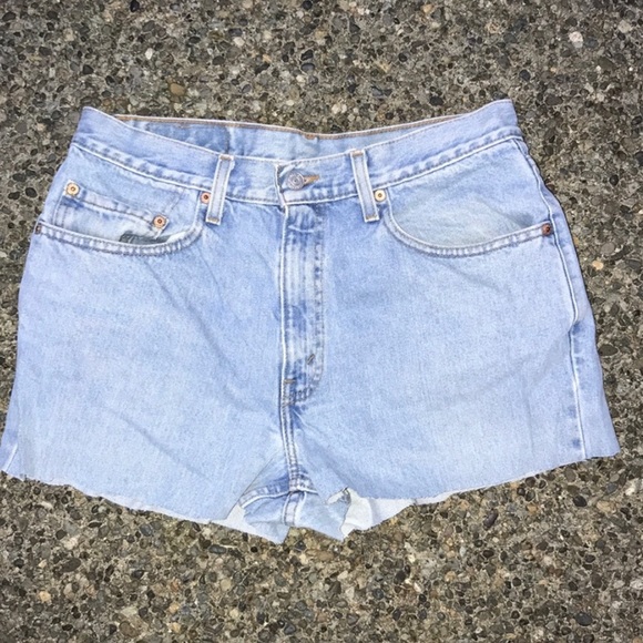 Urban Outfitters Pants - Levi’s high waisted cut off jean shorts